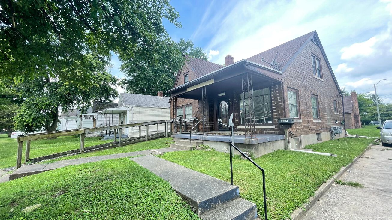 3254 Taylor Blvd, Louisville, KY 40215