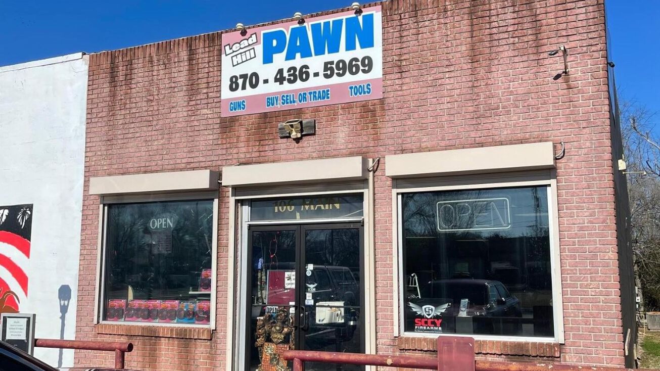 106 N Main, Lead Hill, AR 72644