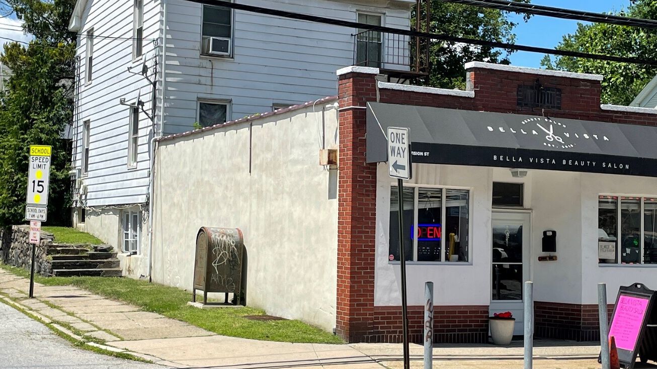 702 N Division St, Peekskill, NY 10566