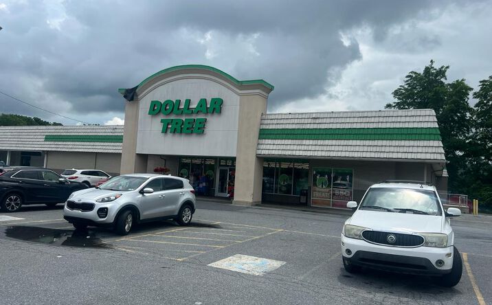 Pictures of Retail property located at 8472 Allentown Pike, Blandon, PA 19510 for sales - image #1
