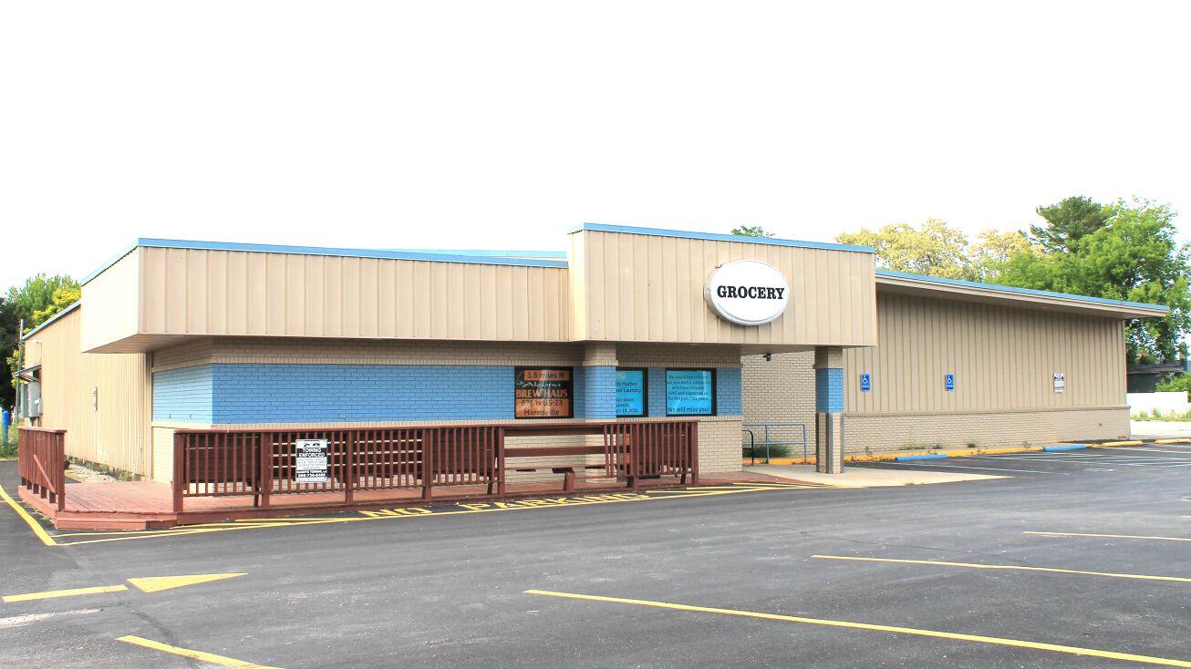 415 E Main St, Harrisville, MI 48740
