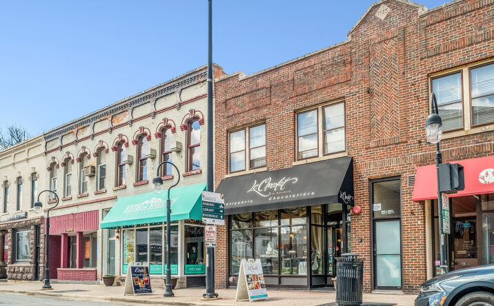 Naperville, IL | Crexi.com