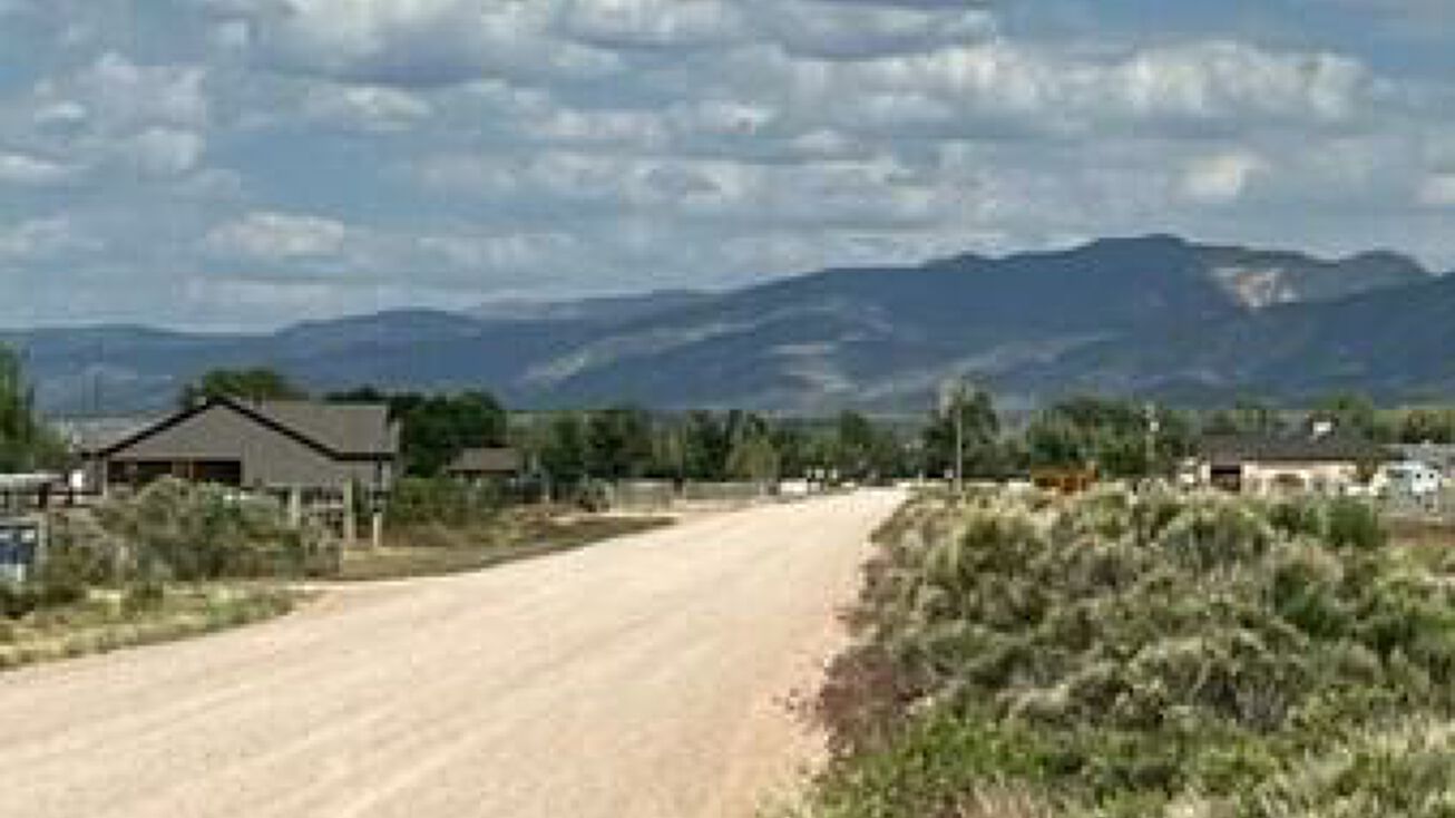 Daisy Lane (6100 N), Enoch, UT 84721