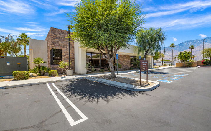 Pictures of Office property located at 550 S Paseo Dorotea, Palm Springs, CA 92264 for sales - image #1