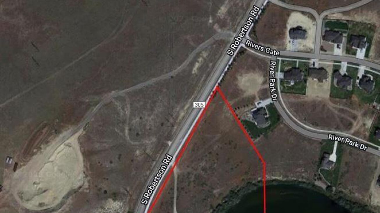 2175 Robertson Road, Casper, WY 82604