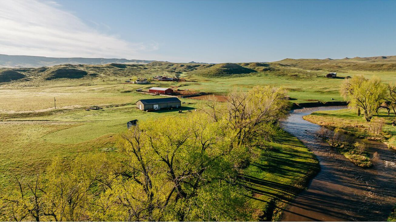 28 Thompson Creek Rd, Clearmont, WY 82835