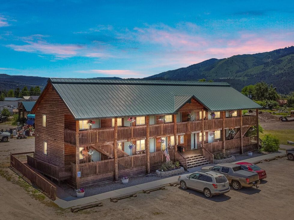 1111 Banks Lowman Rd, Garden Valley, ID 83622