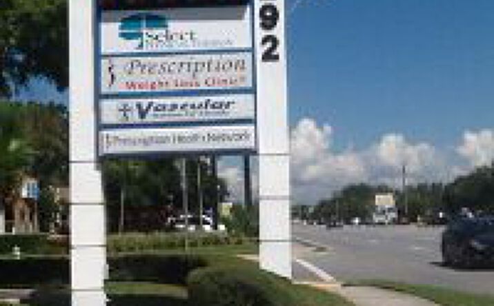 Pictures of Office property located at 7292 4th St N, St. Petersburg, FL 33702 for sales - image #1