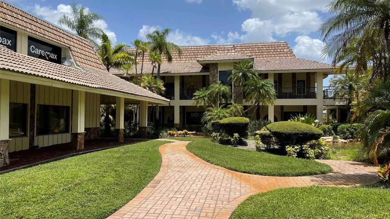 2929 N University Drive, Coral Springs, FL 33065