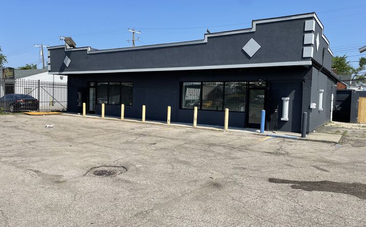 Pictures of Retail property located at 19000 W Warren Ave, Detroit, MI 48228 for sales - image #1