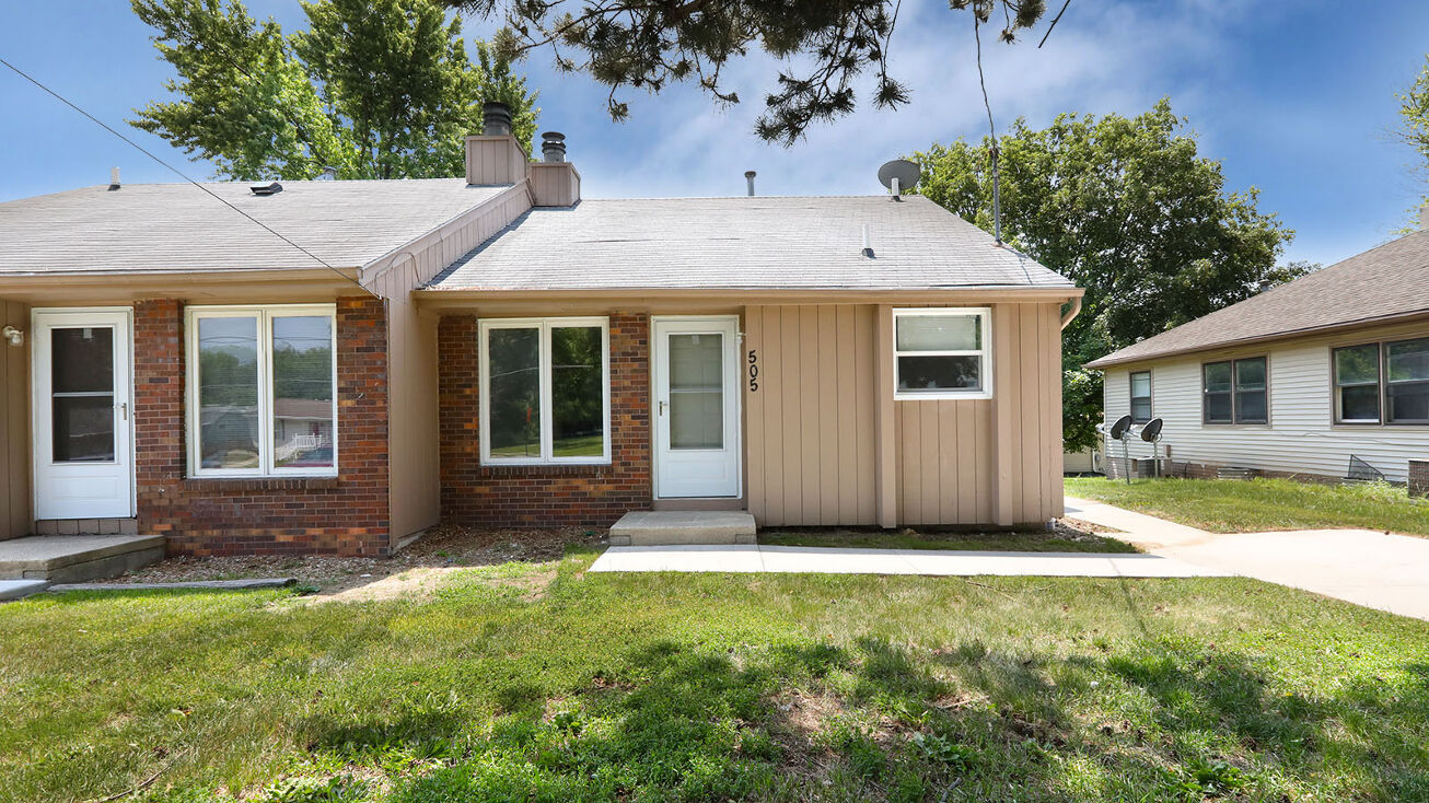 505 E McKinley Ave, Des Moines, IA 50315