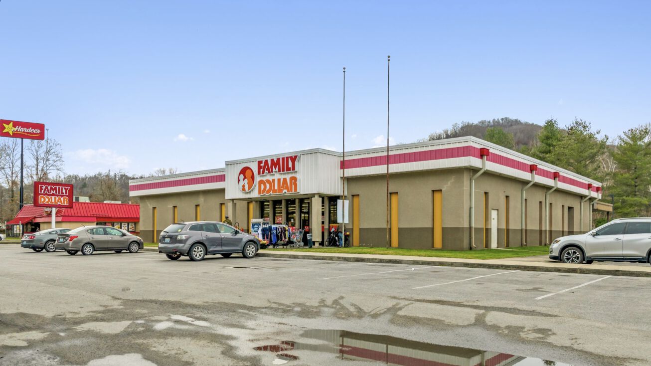 1548 US-421, Harlan, KY 40831 - Retail Property for Sale - Family Dollar