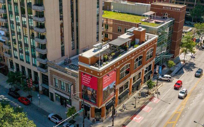 Pictures of Mixed Use property located at 105 W Chicago Ave, Chicago, IL 60654 for sales - image #1