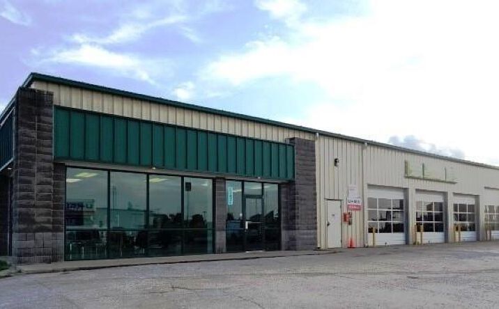 Pictures of Retail property located at 106 S Sunset View Street, Butler, MO 64730 for sales - image #1