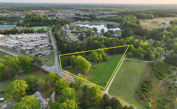 Pictures of Land property located at 2024 Zebulon Rd, Zebulon, NC 27597 for sales - image #1