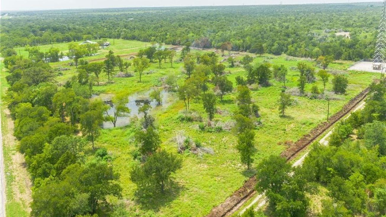 1880 TX21, Cedar Creek, TX 78612 Mixed Use Property for Sale 9.6 Acres on HWY 21 W in Cedar