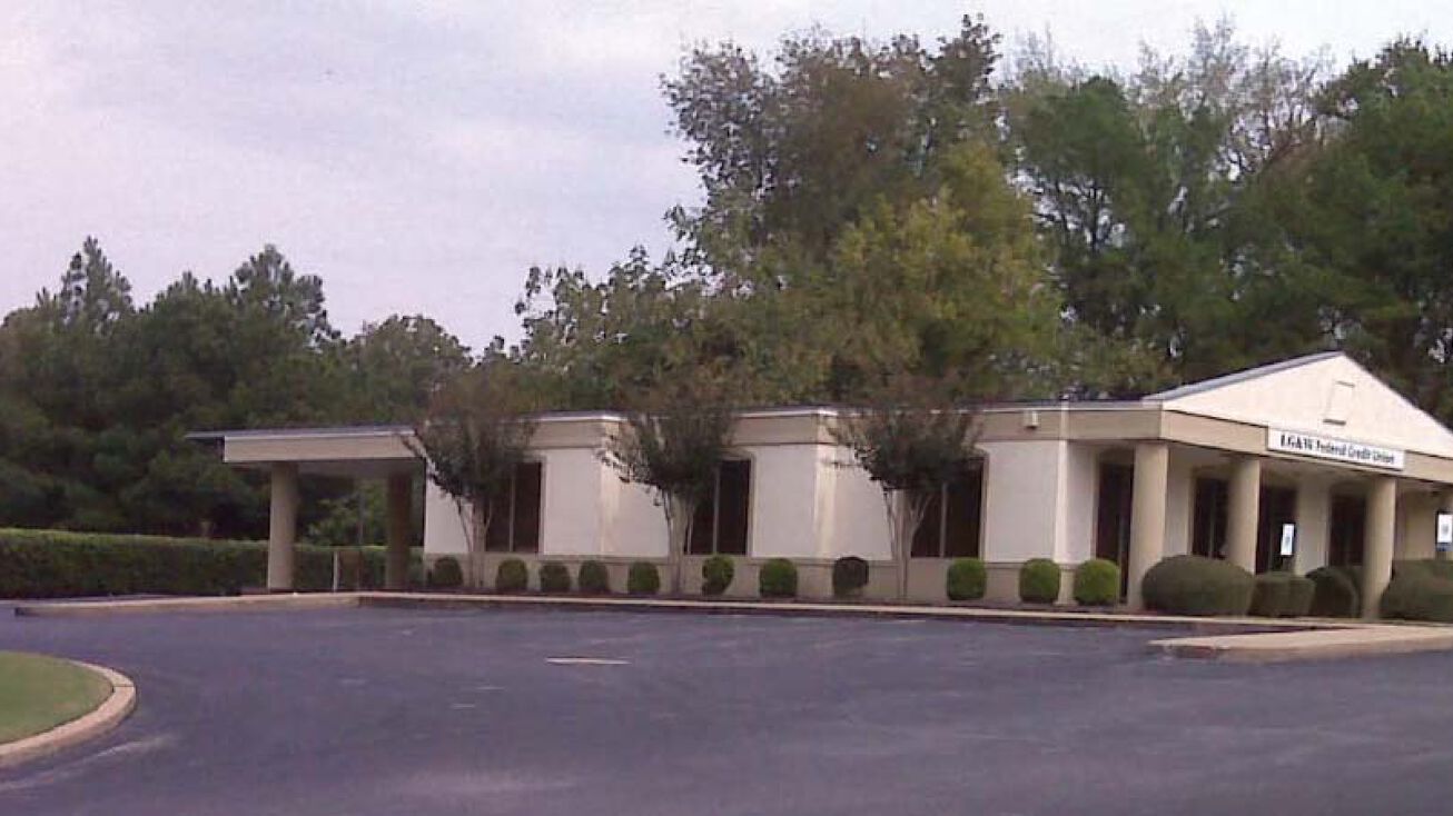 3074 Covington Pike, Memphis, TN 38128