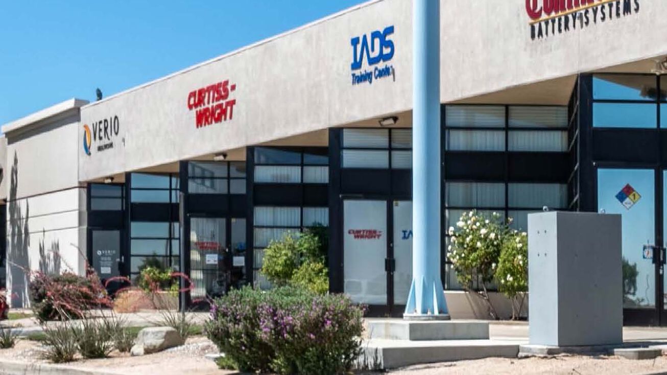 190 Sierra Ct, Palmdale, CA 93550