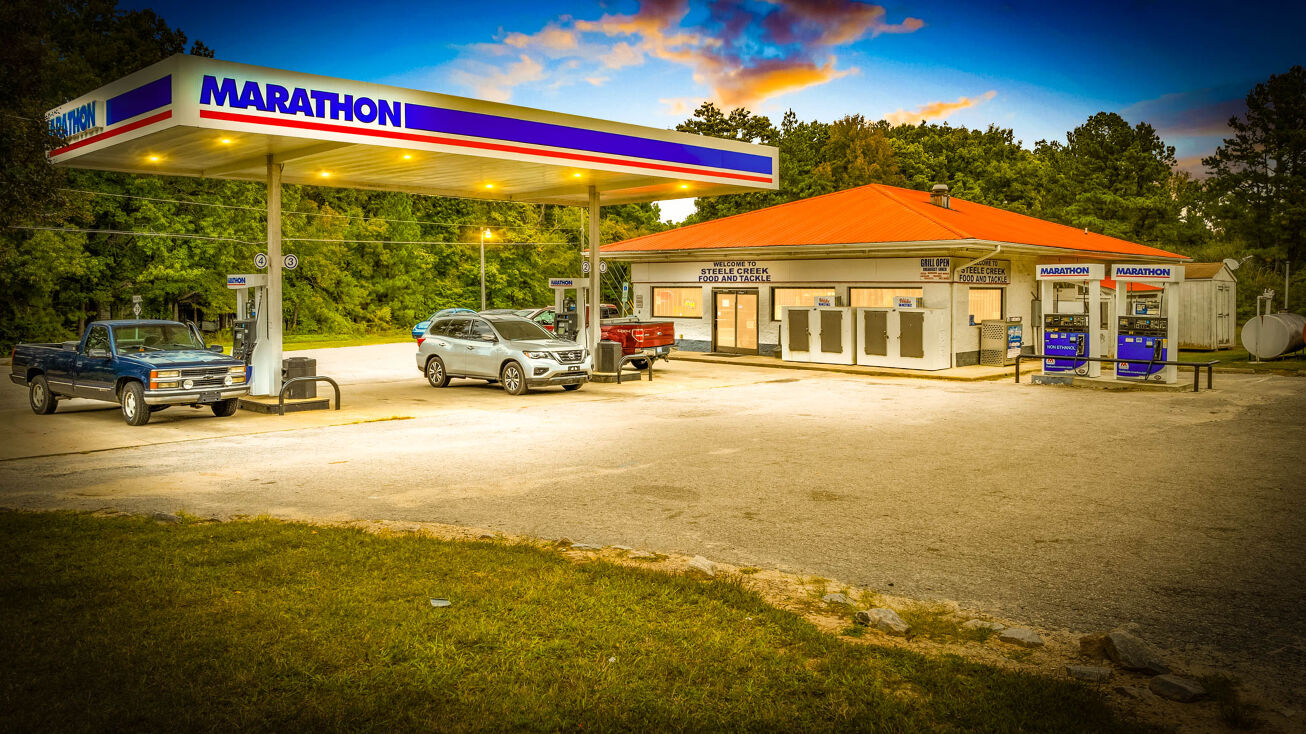 4528 Main St, Hodges, SC 29653