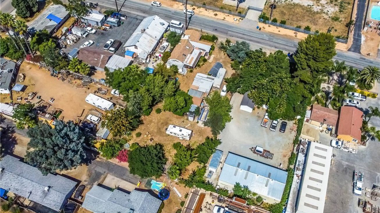 924 4th Street, Calimesa, CA 92320