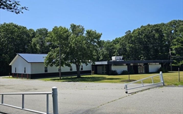 Pictures of Retail, Industrial property located at 593 Airport Rd, Fall River, MA 02720 for sales - image #1