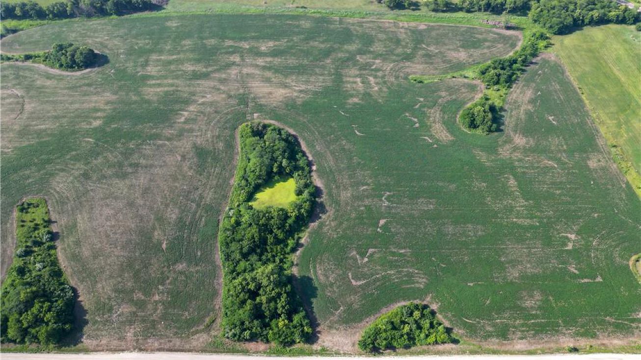 Quartz Avenue, Gallatin, MO 64640