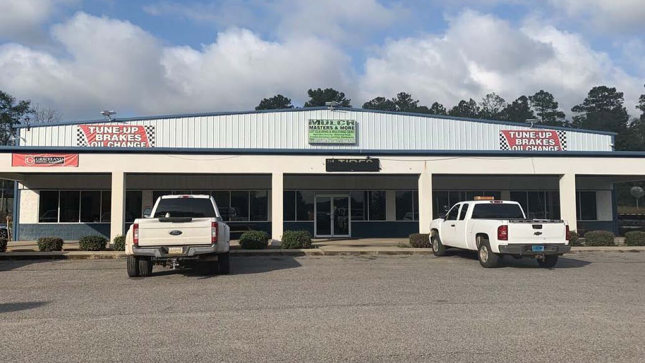 18300 S 3rd St, Citronelle, AL 36522