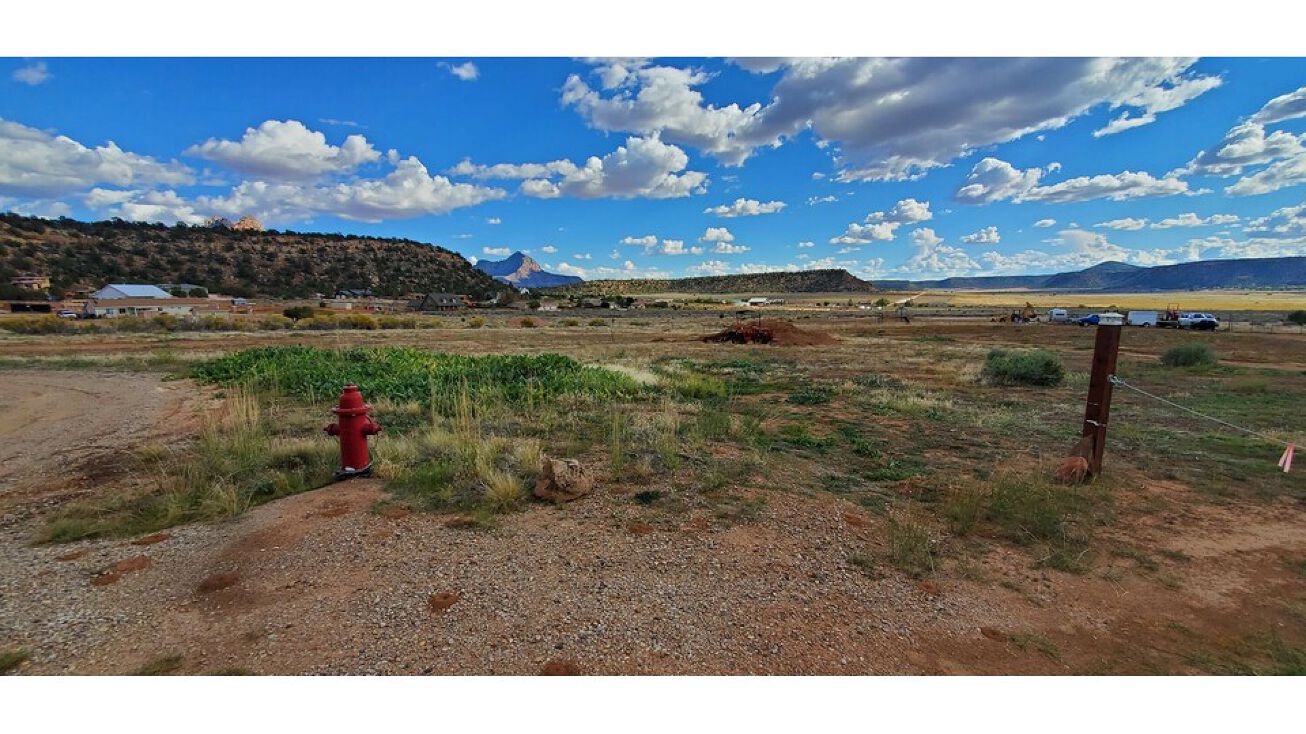 1167 W Foothill LN, Apple Valley, UT 84737