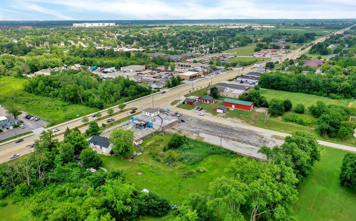 Pictures of Retail property located at 7905 W Lincoln Hwy, Frankfort, IL 60423 for sales - image #1