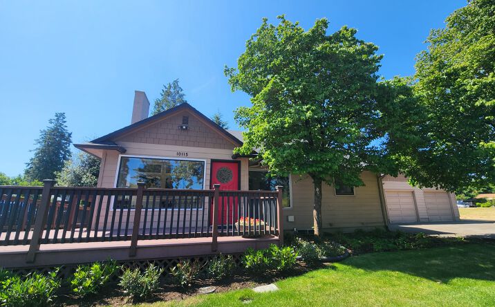 image of property at 10115 SE MILL PLAIN BLVD Vancouver WA 98664-4522