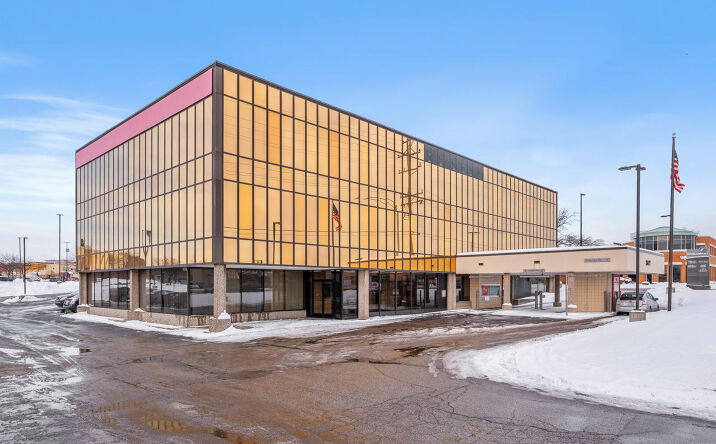 Pictures of Office property located at 2627 E Beltline Ave SE, Grand Rapids, MI 49546 for sales - image #1