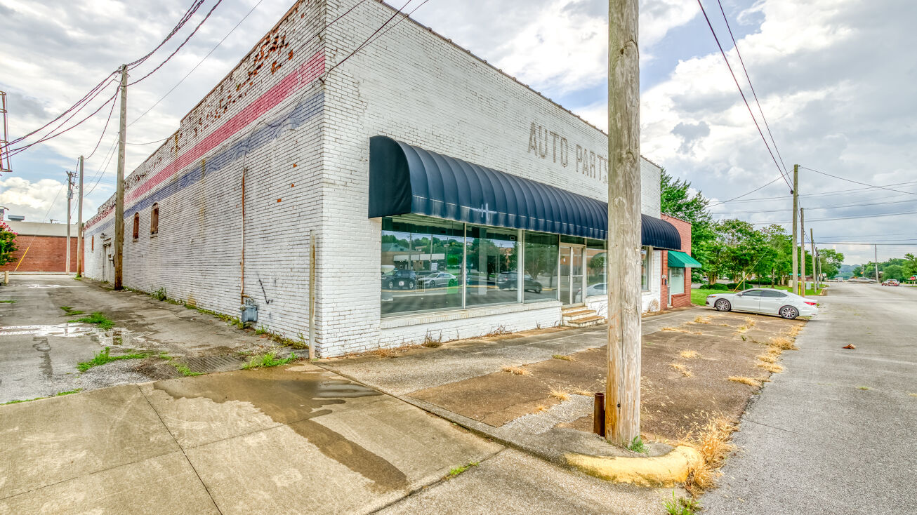 213 S Seminary St, Florence, AL 35630 | Crexi.com