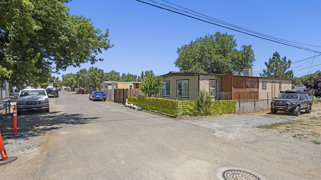115 W 5th Ave, Sun Valley, NV 89433 Multifamily Property for Sale