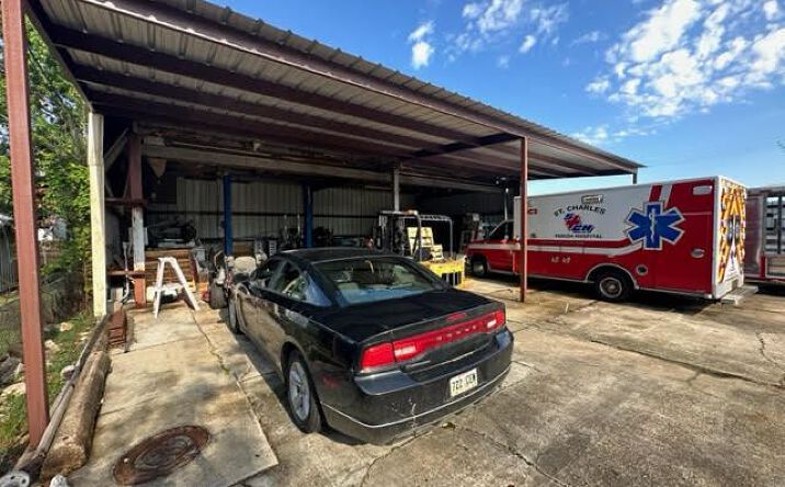 image of property at 15590 FLORIDA BLVD Baton Rouge LA 70819-2703