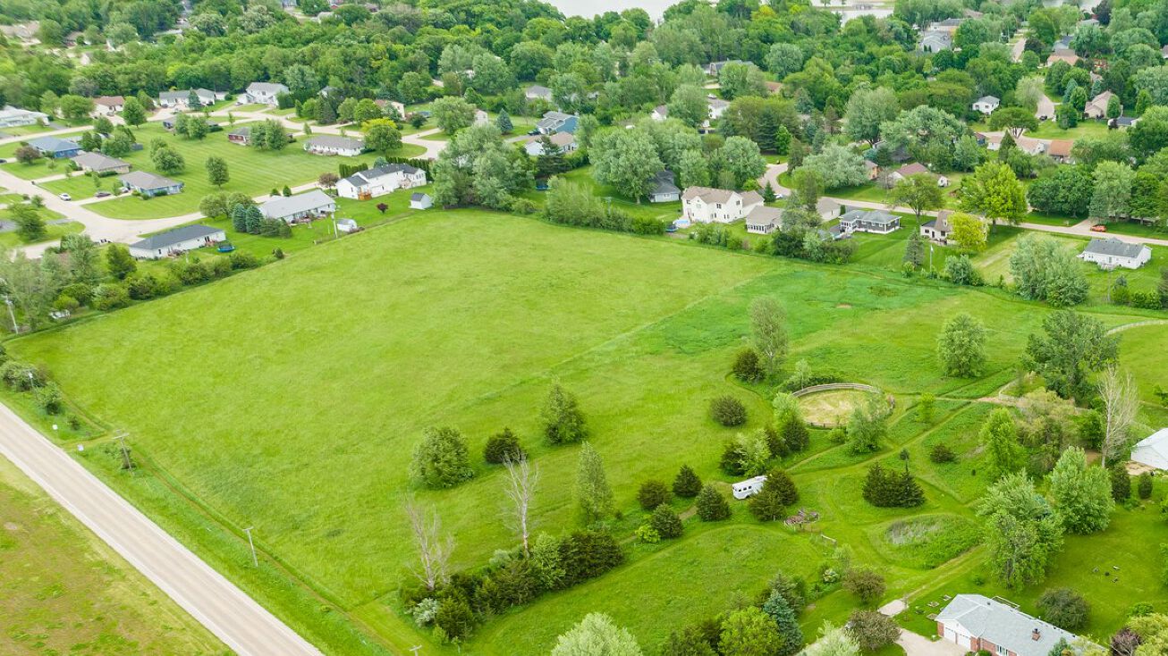 0 E 2351st Rd, Somonauk, IL 60552