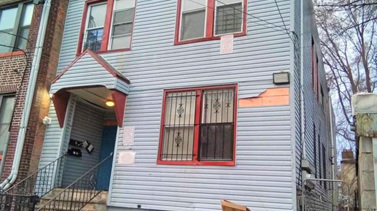 89 Bostwick Ave, Jersey City, NJ 07305