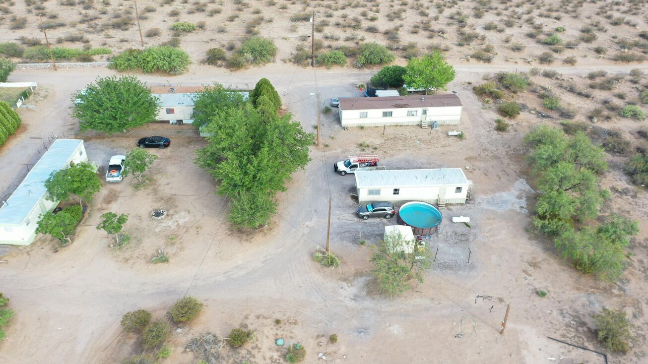 Pictures of Land, Mobile Home Park property located at 4943 Del Rey Boulevard, Las Cruces, NM 88012 for sales - image #1