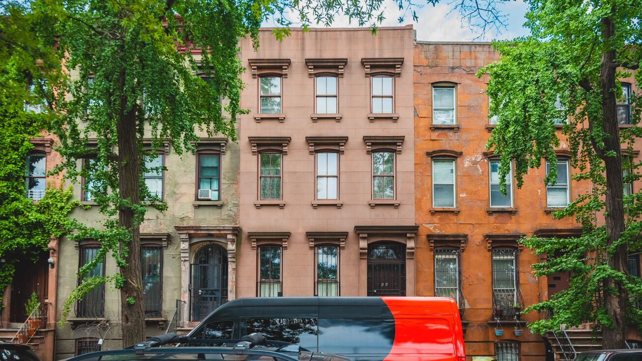 66 Downing St, Brooklyn, NY 11238