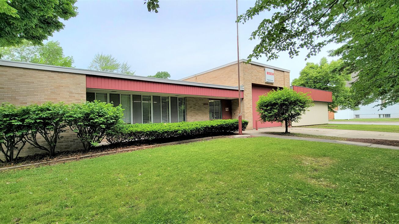 1800 S Wenona St, Bay City, MI 48706