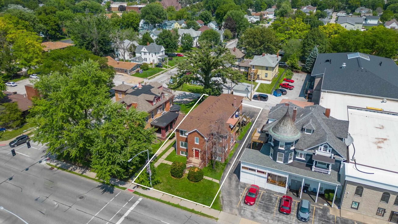 1425 BRADY Street, Davenport, IA 52803