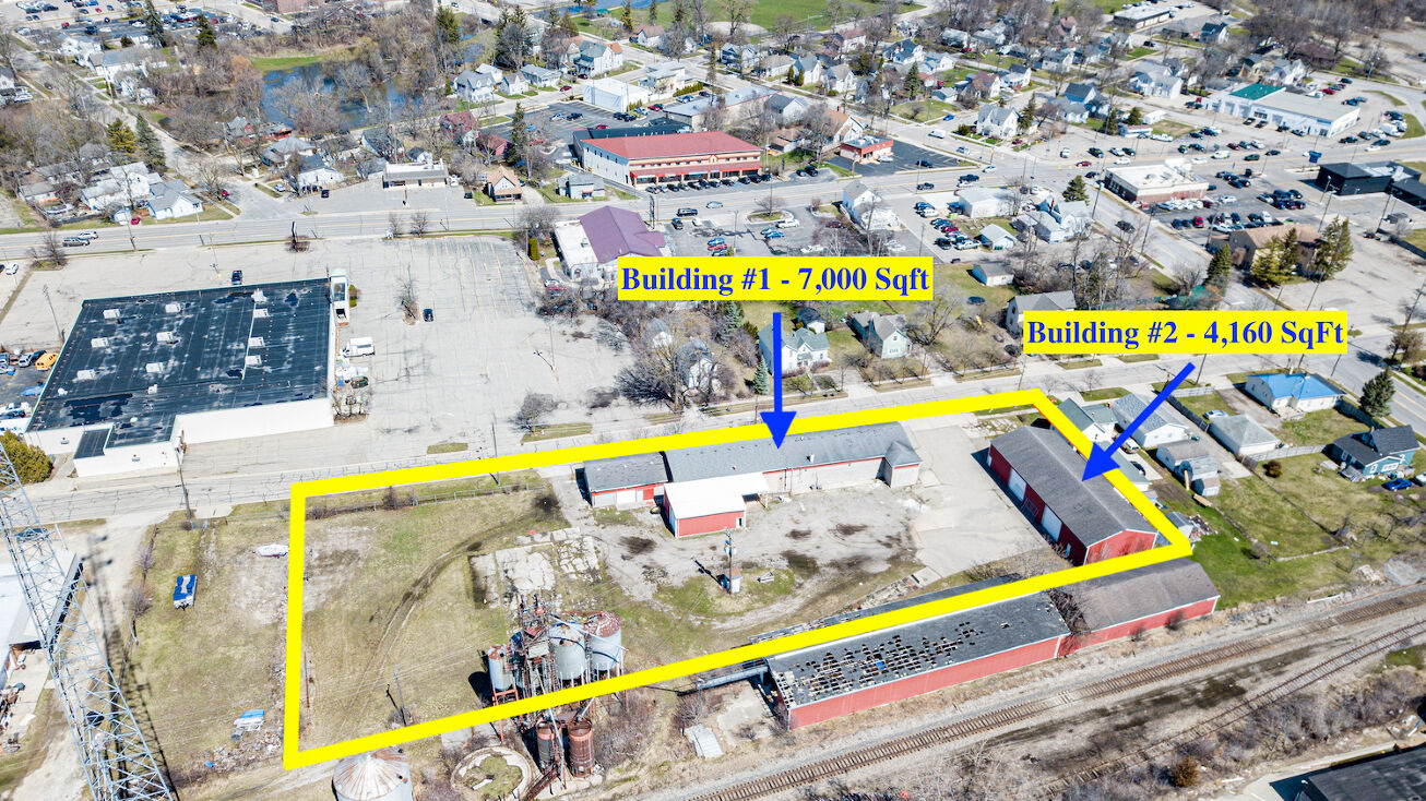 265 Howard St, Lapeer, MI 48446