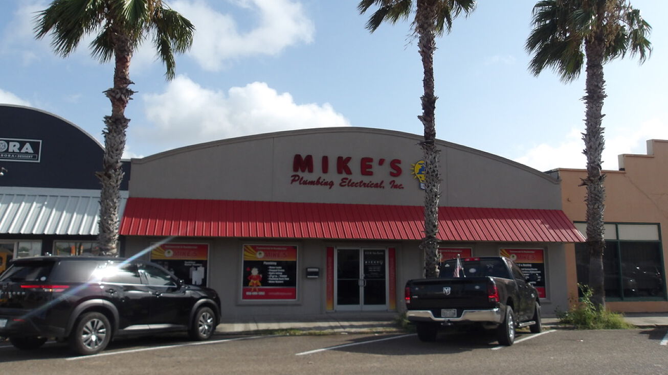 618 W Van Buren Ave, Harlingen, TX 78550