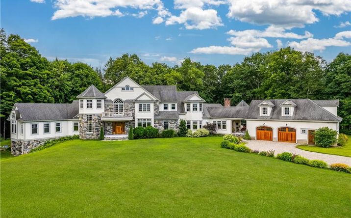 image of property at 279 GRANVILLE RD Granby CT 06027