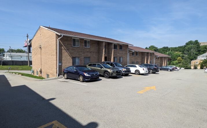 Pictures of Multifamily property located at 151 Dix Dr, North Versailles, PA 15137 for comps - image #1