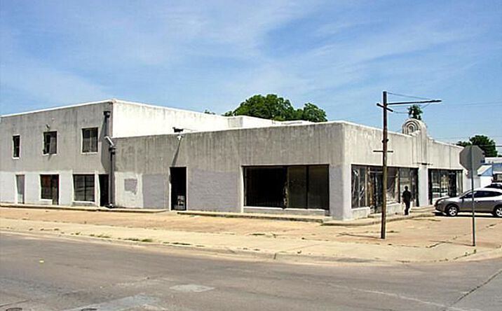 Pictures of Mixed Use, Office, Retail property located at 1714 Vaughn Blvd, Fort Worth, TX 76105 for sales - image #1