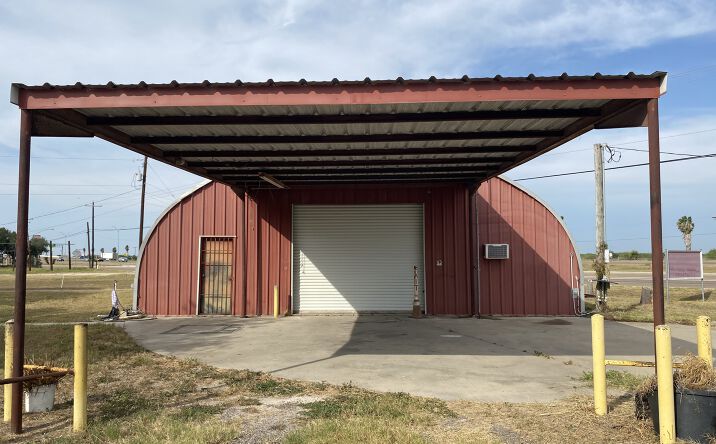 Pictures of Retail property located at 2032 US-281, Falfurrias, TX 78355 for sales - image #1