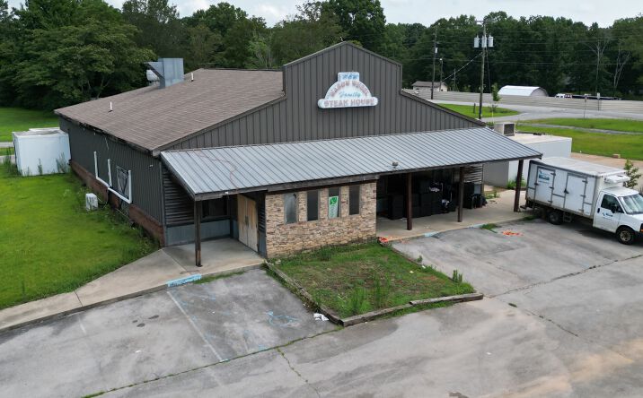 Pictures of Retail property located at 24141 AL-24, Trinity, AL 35673 for comps - image #1
