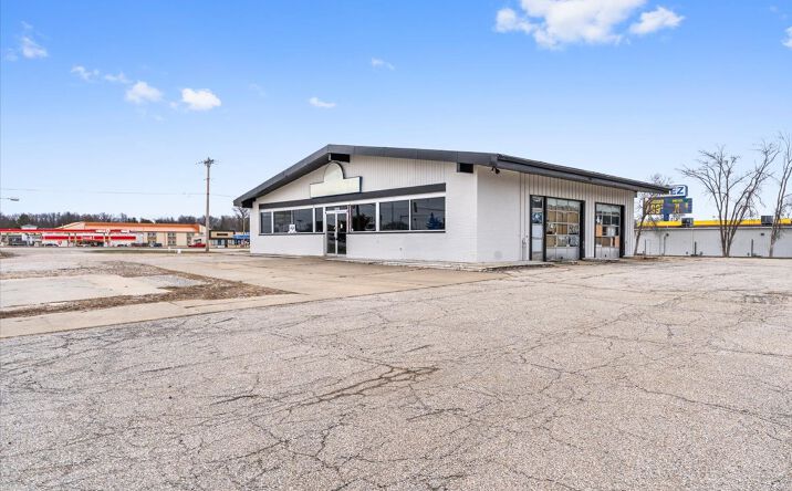 Pictures of Land property located at 6000 S 6th Street Frontage Road, Springfield, IL 62702 for sales - image #1