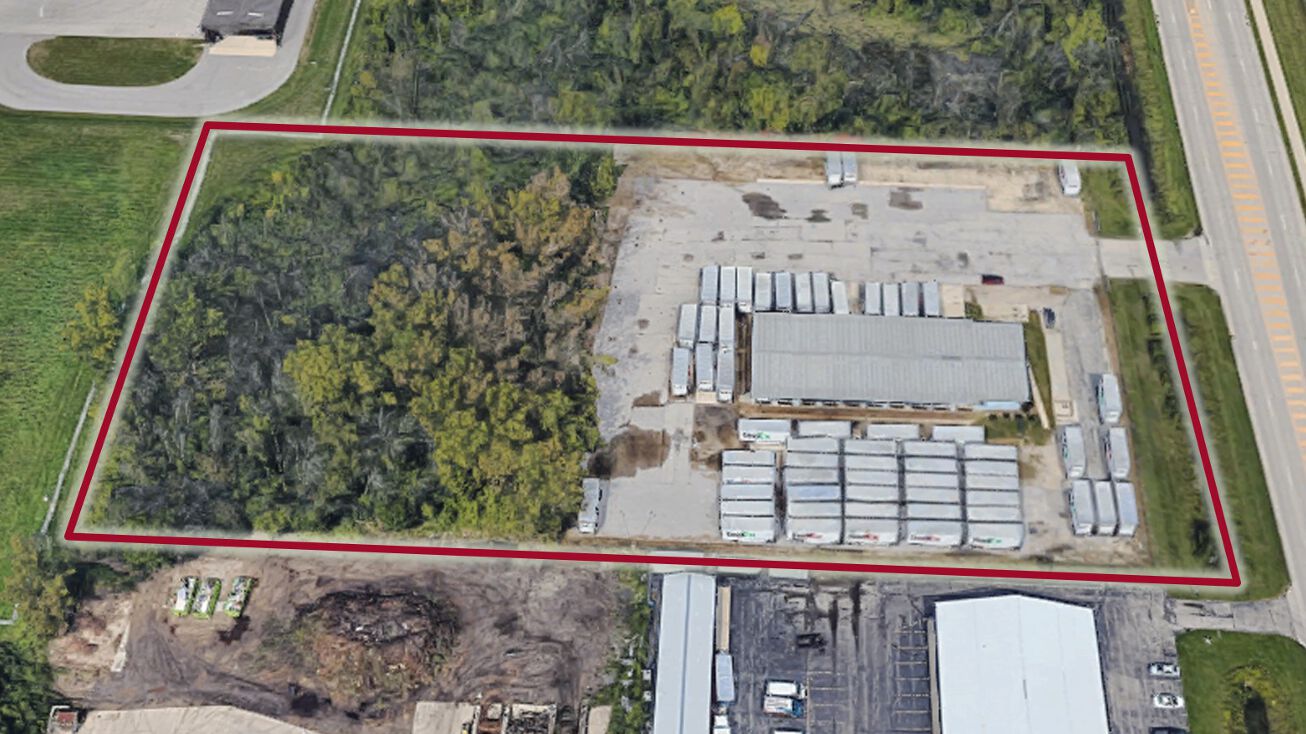 5559 S Pennsylvania Ave, Cudahy, WI 53110