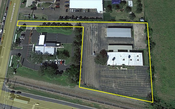 Pictures of Office property located at 623 S International Blvd, Weslaco, TX 78596 for sales - image #1